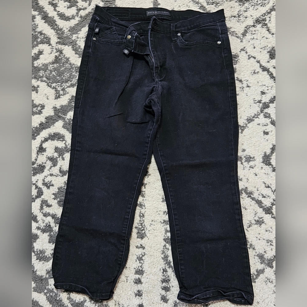 Rock & Republic black cropped jeans
